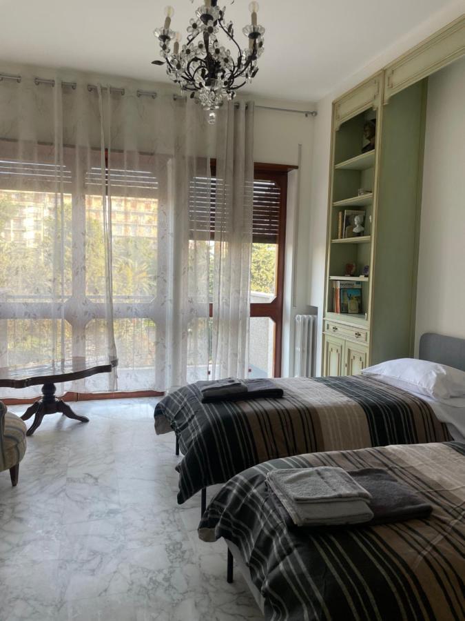 Lt Sax Apartment Bari Bagian luar foto
