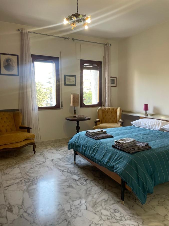 Lt Sax Apartment Bari Bagian luar foto