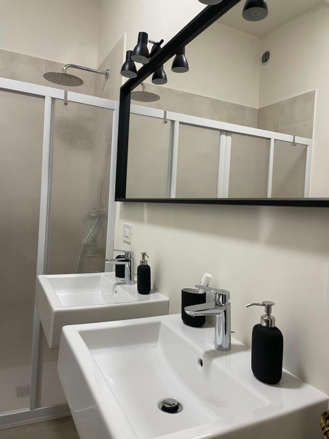 Lt Sax Apartment Bari Bagian luar foto